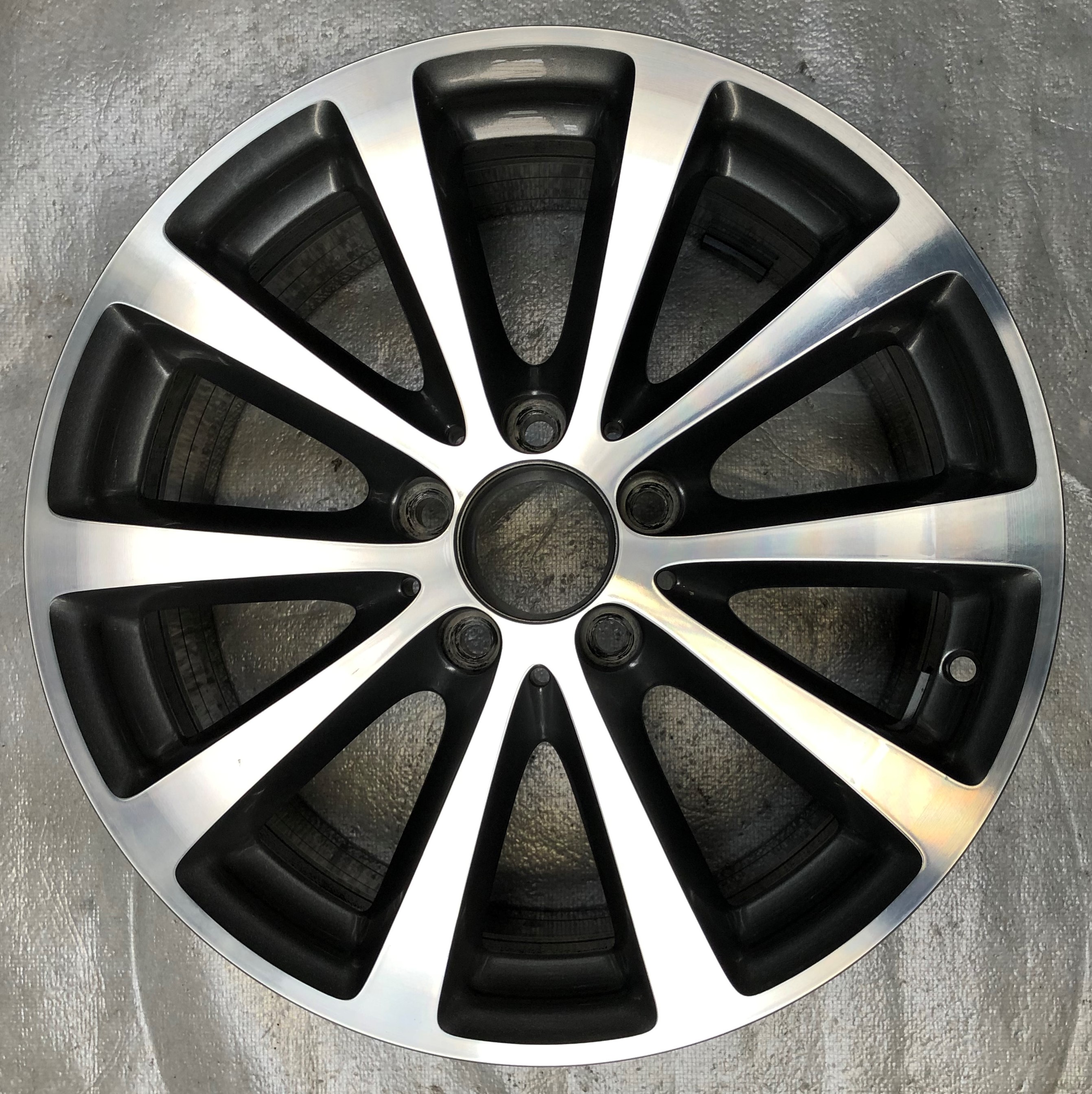 1 Orig Mercedes-Benz Alloy 7.5Jx17 ET40 A2134011300 E-Class